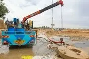 دست نوشته فرانسوی‌ها برای سیل زدگان/ عکس