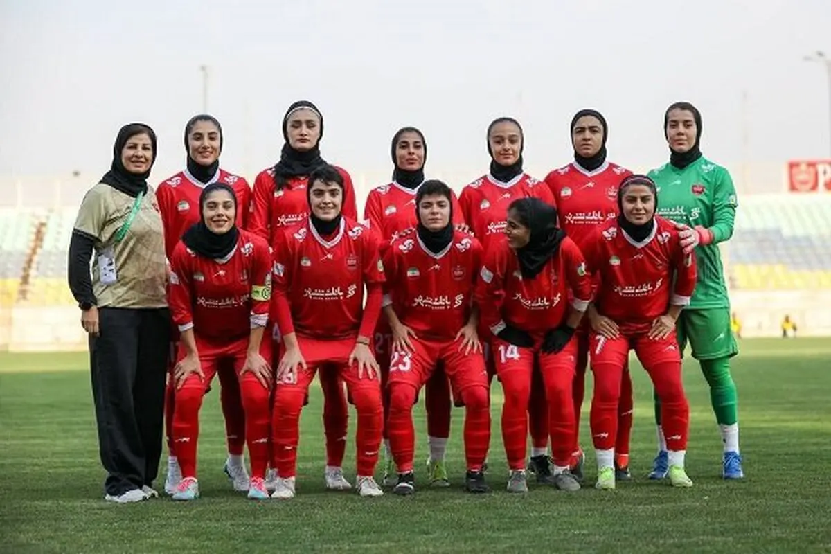 تنبیه چند بازیکن پرسپولیس توسط سرمربی