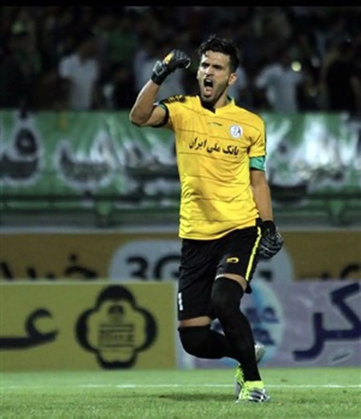 کری دروازه بان استقلال برای پرسپولیسی ها
