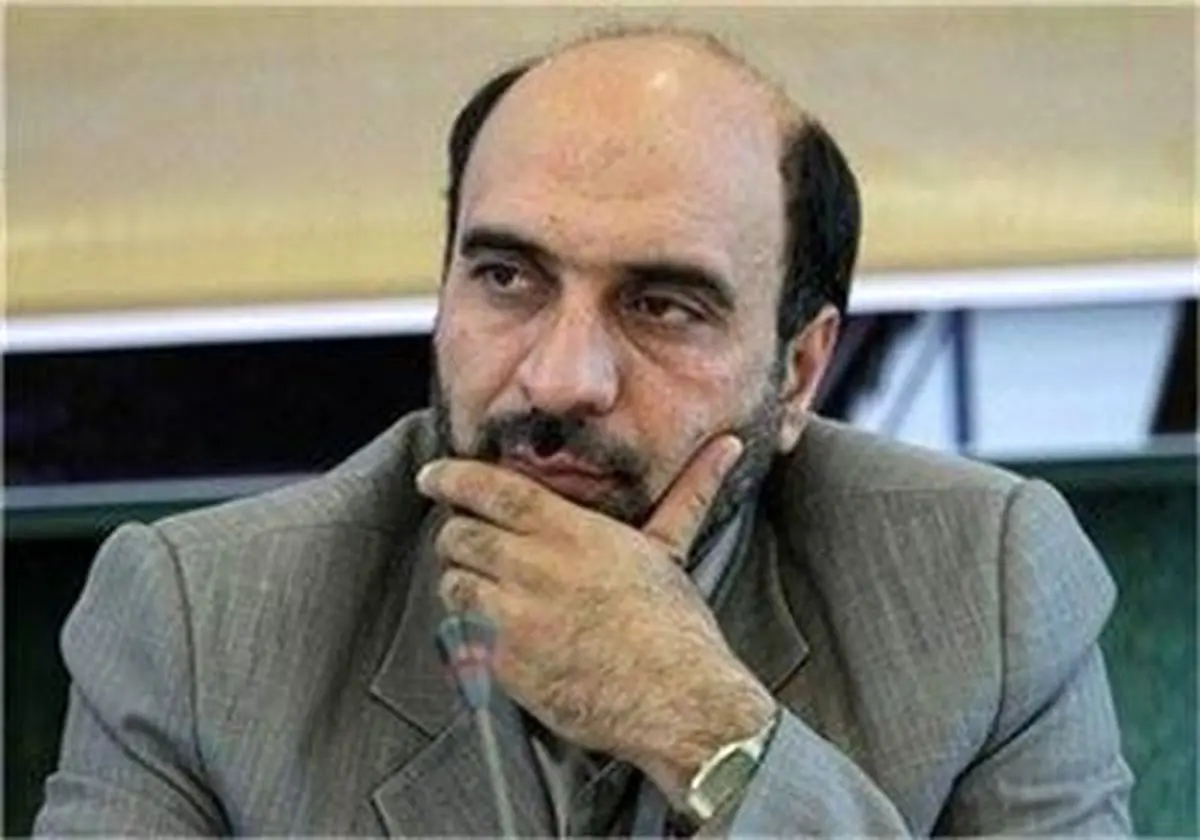 برخی بانکی ها پولهای مردم را حراج کردهاند