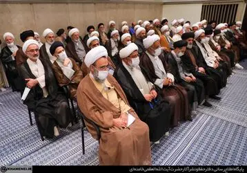 جمعی از مبلغان و طلاب حوزه‌های علمیه با رهبر انقلاب دیدار کردند