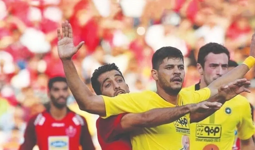 ستاره مدنظر پرسپولیس در راه ایران/ پنجره پرسپولیس باز نشد!