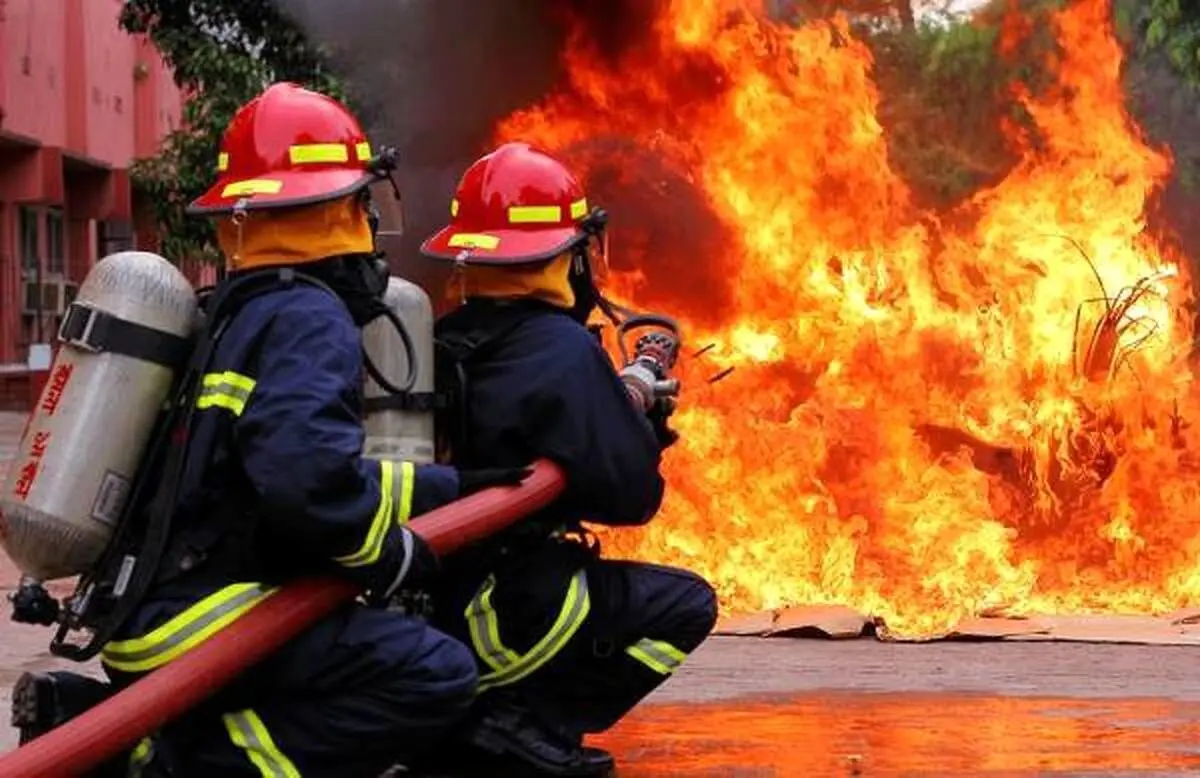 دلیل آتشسوزی انباری در خیابان لالهزار چه بود؟