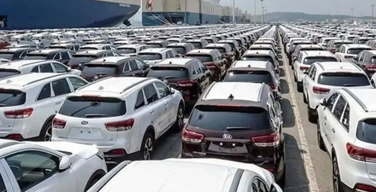 
خبر مهم درباره خودروهای وارداتی/ زمان عرضه دور جدید اعلام شد