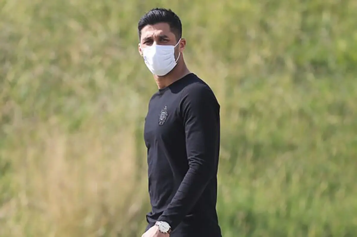 دردسر برای دروازه بان اول استقلال/ شکایت سعید عزیزیان از رشید مظاهری
