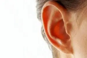 چند علامت هشداردهنده مرتبط با گوش