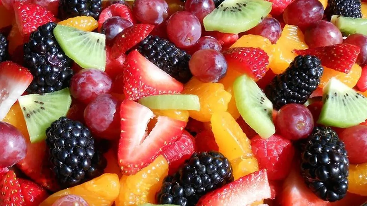 مناسب ترین زمان خوردن میوه