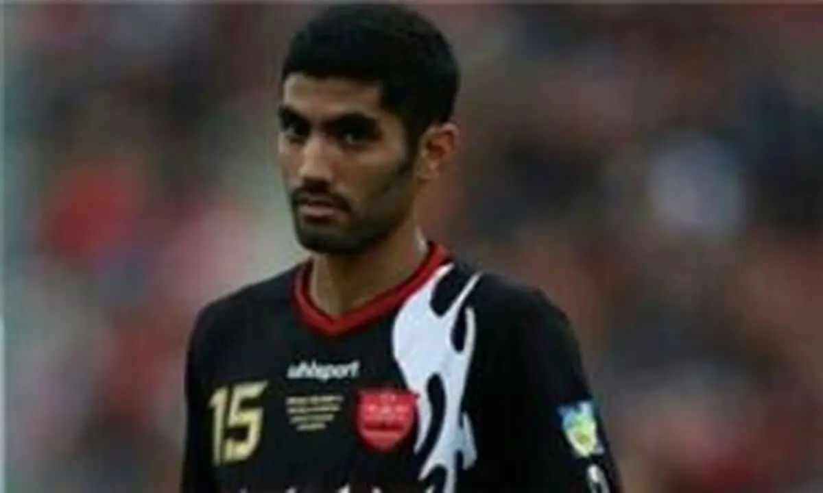 محمد انصاری در پرسپولیس ماندنی شد
