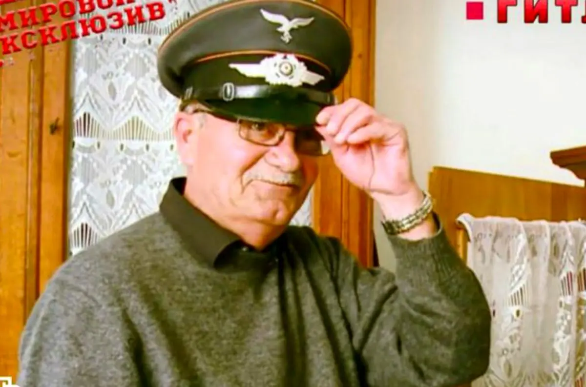 هیتلر نوهدار شد!