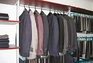 فروش کت و شلوارهای میلیونی در سطح شهر / قیمت‌های عجیب پوشاک ایرانی به بهانه پارچه‌های خارجی