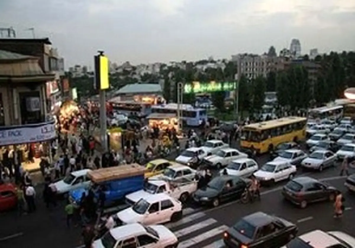 استقرار ستاد ساماندهی خیابان شهرداری در راستای اجرای طرح پیادهراه سازی میدان قدس تا تجریش