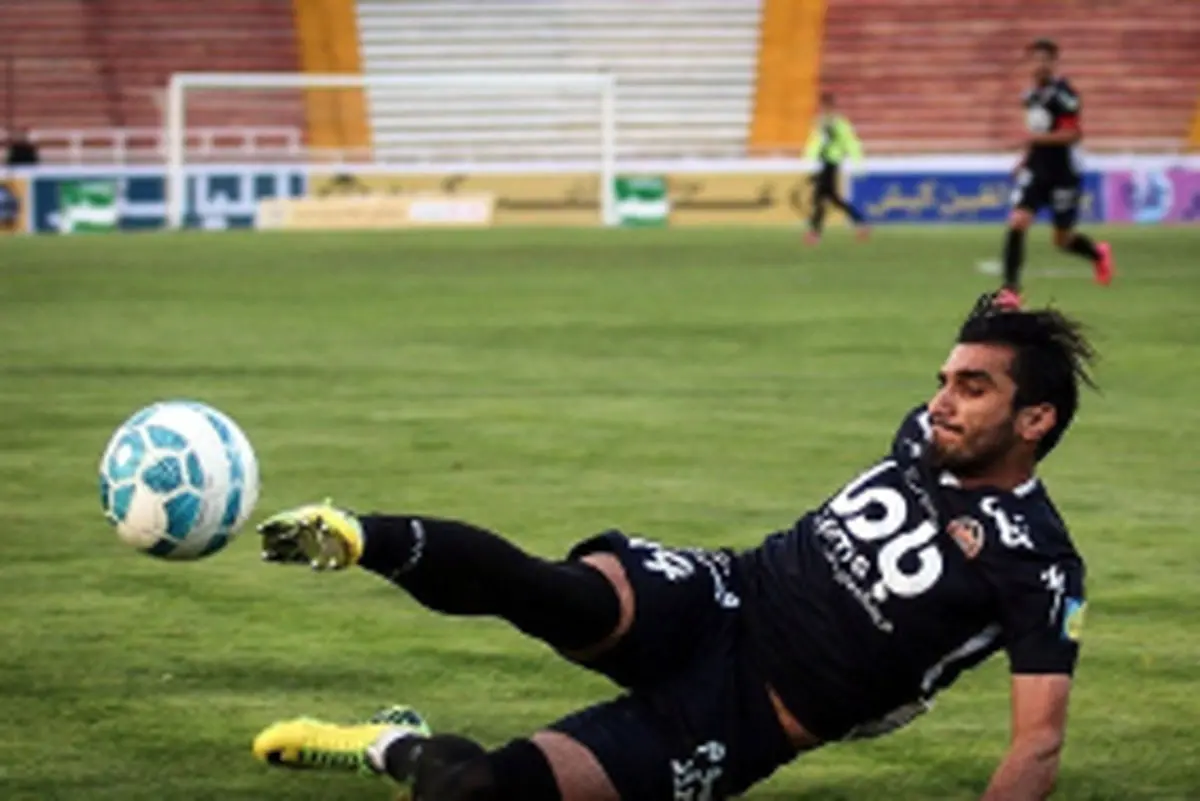 بازیکن سابق پرسپولیس به بادران پیوست