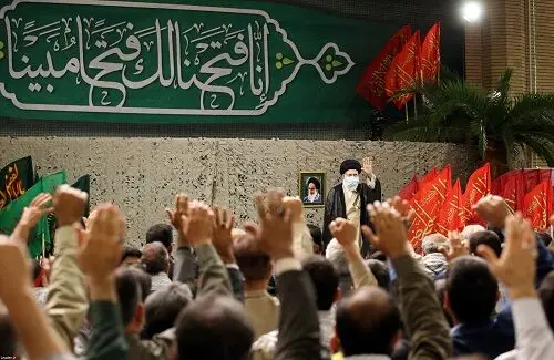 دیدار پیشکسوتان و فعالان دفاع مقدس و مقاومت با رهبر انقلاب/گزارش تصویری