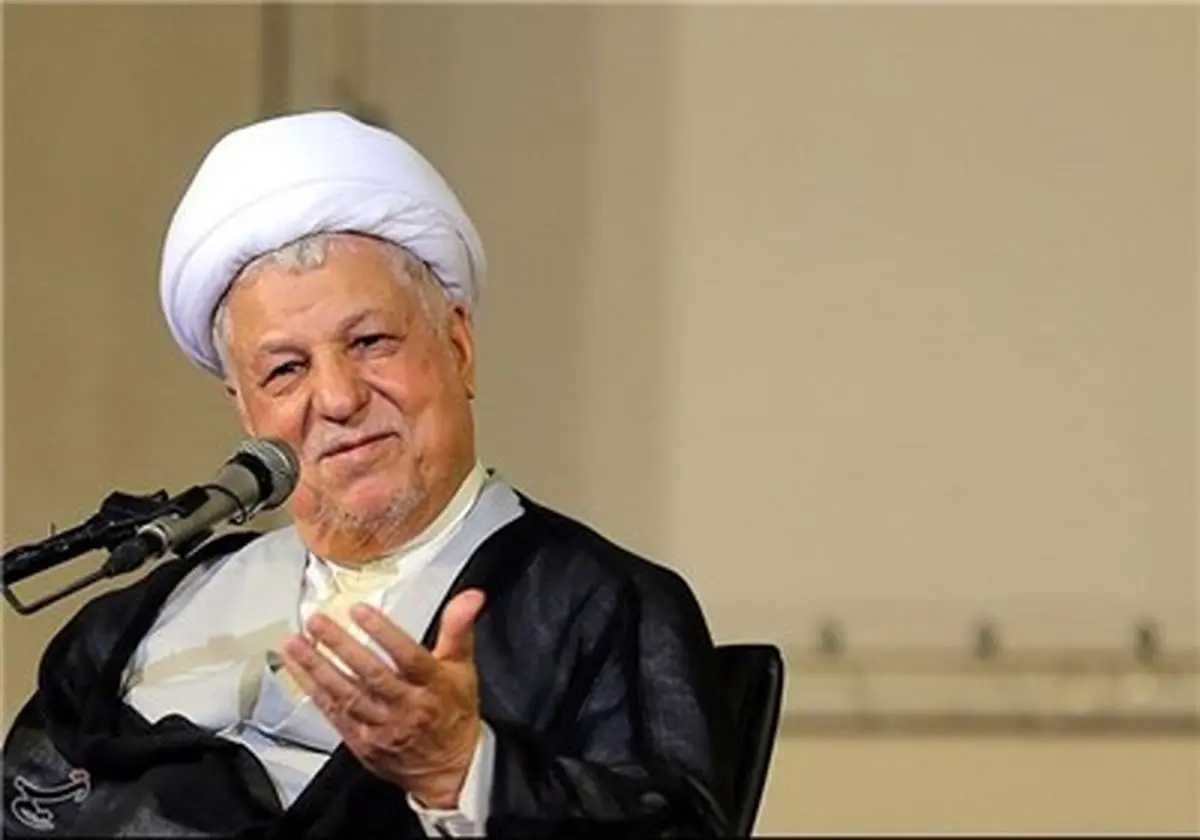 آقای هاشمی و بازهم حرکت از پله دوم