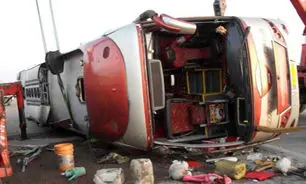 آمار کشته شدگان سانحه اتوبوس به ۱۱ تن رسید