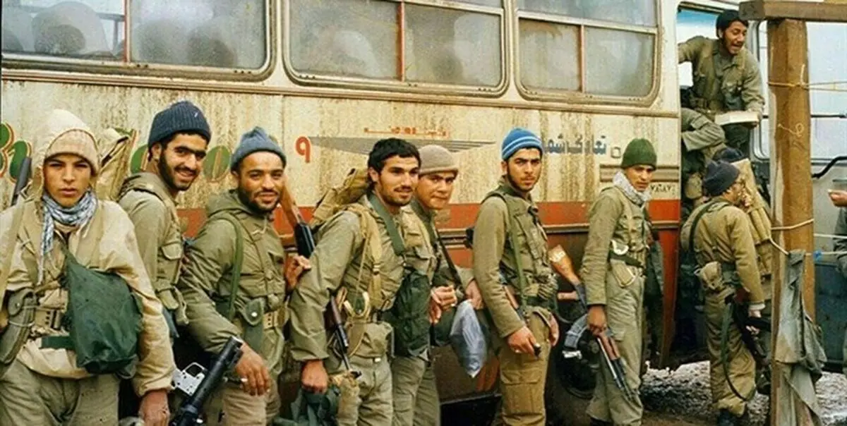 فرماندهان ارشد دفاع مقدس چند ساله بودند؟+ اینفوگرافیک