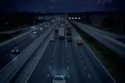 اتوبان تهران-ساوه در بخش زرندیه؛ همچنان در تاریکی مطلق