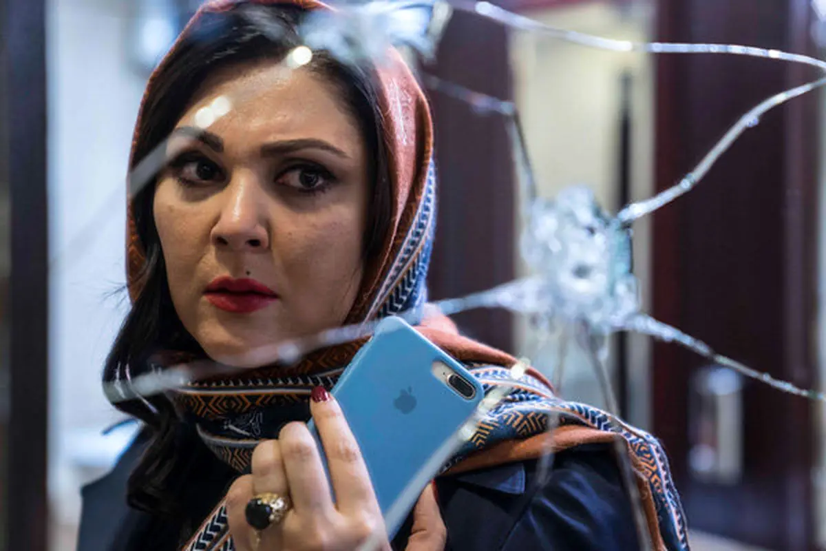چهره متفاوت «لاله اسکندری» روی پوستر فیلم جدیدش/ عکس