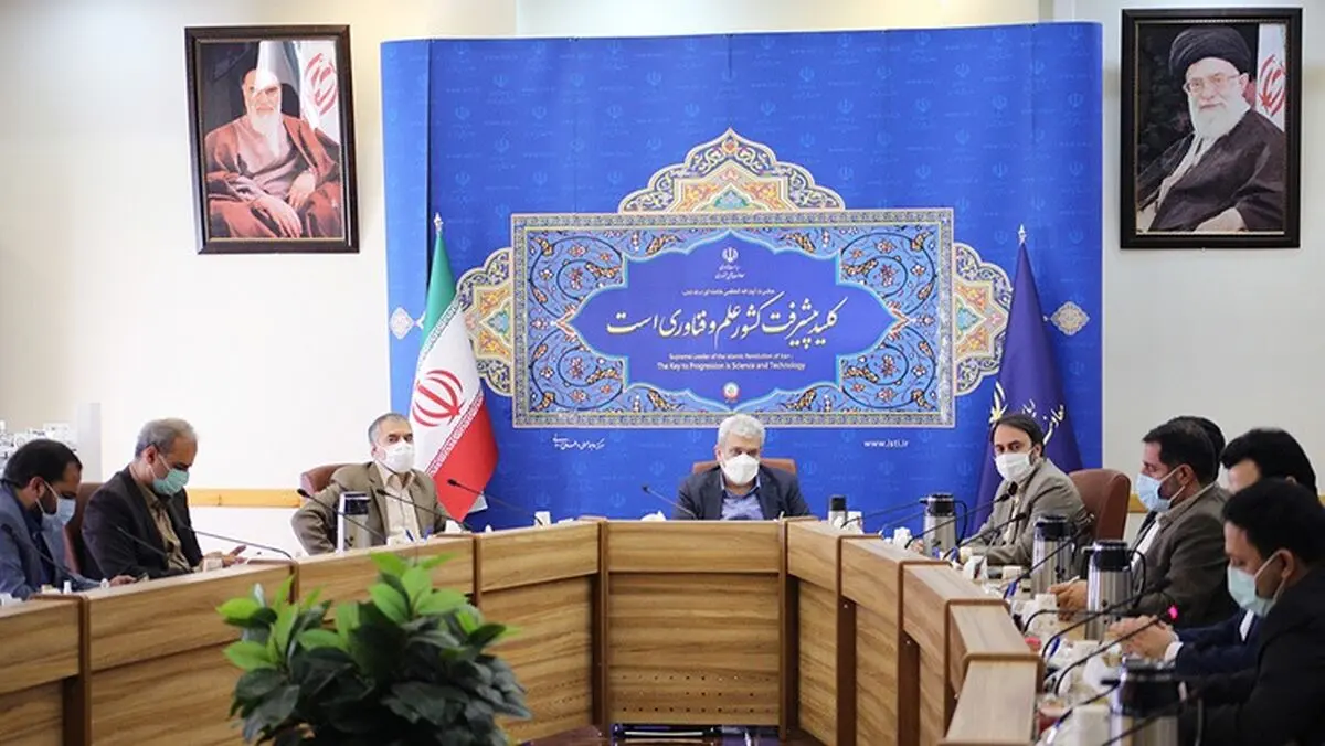 سورنا ستاری: شهرداری باید از نوآوری‌ها درآمدزایی کند/ مهدی پیرهادی: تصویب لوایح و قوانین در حوزه فناوری را تسهیل می‌کنیم