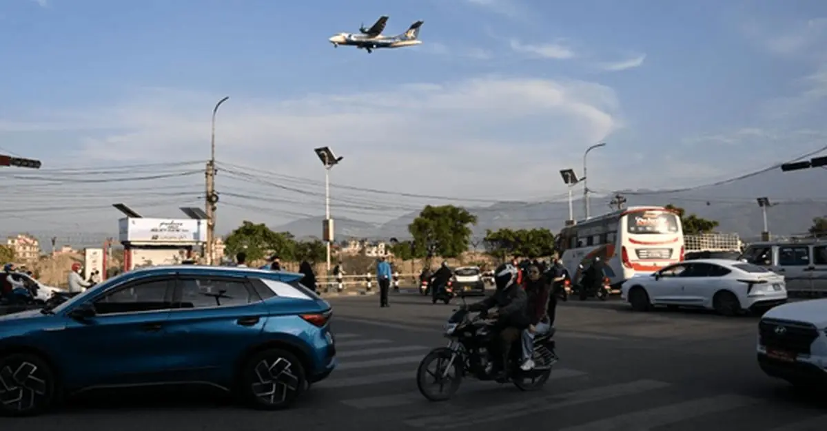 زخم جنگ ترامپ بر هوانوردی بین المللی باقی ماند