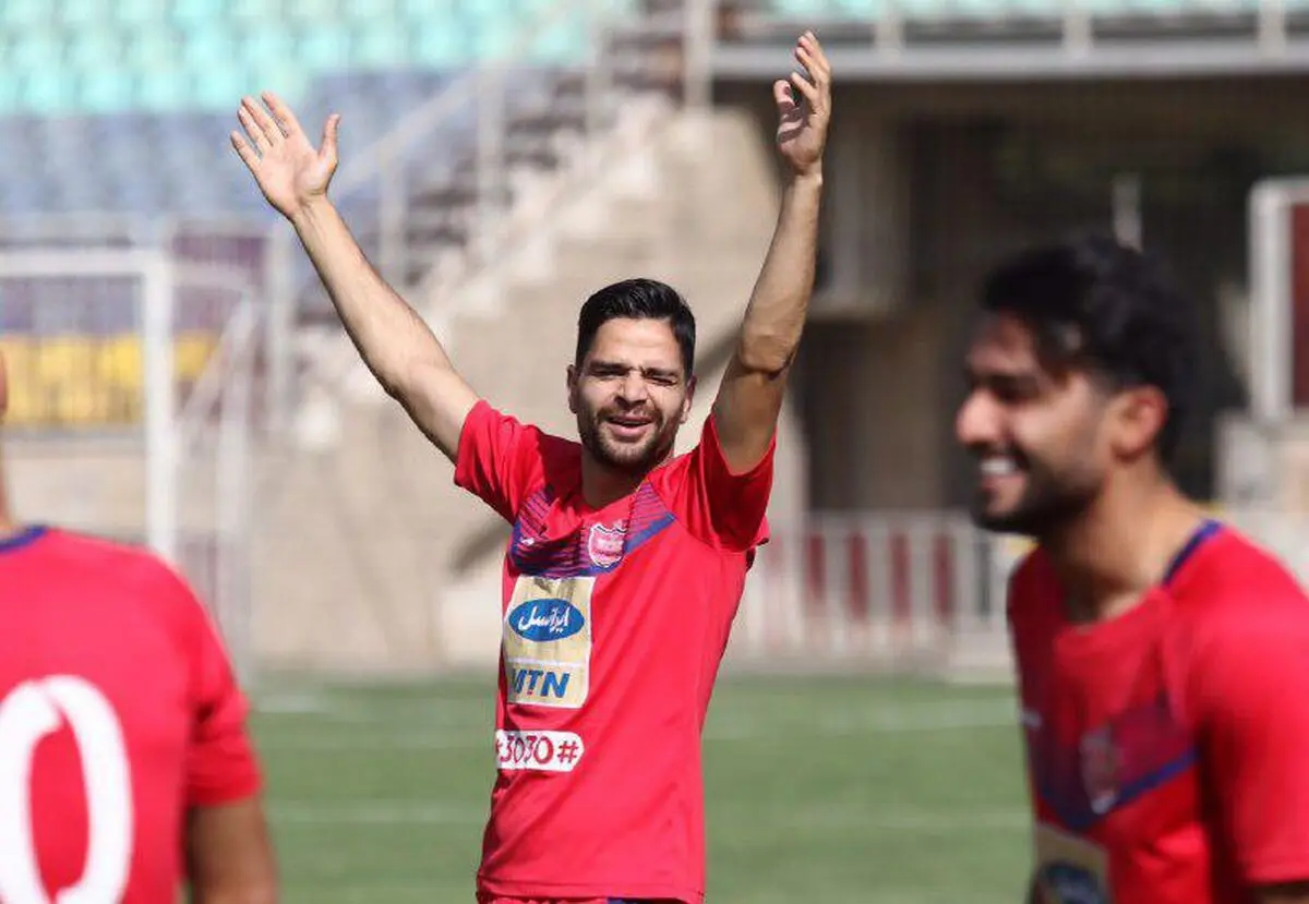 عکس عجیب و غریب کمال کامیابی نیا در اینستاگرام