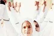 ۳۰۰ نوجوان برای ایران خواندند