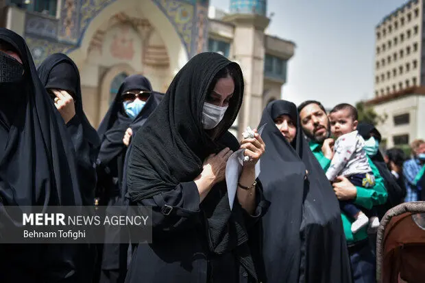 مراسم تشییع پیکر آیت الله سید عبدالله فاطمی نیا/گزارش تصویری
