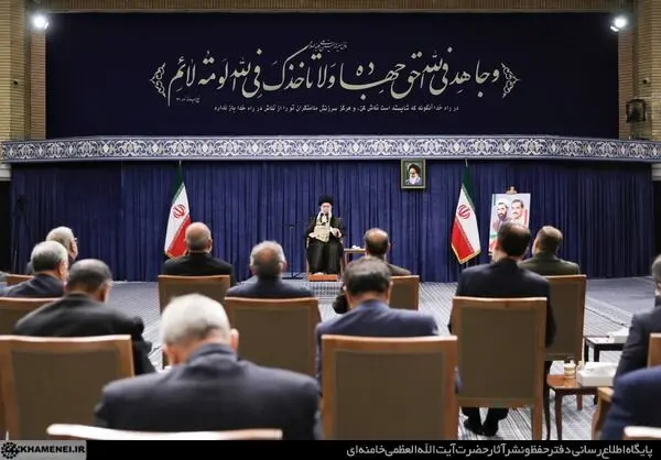 دیدار رئیس‌جمهور و اعضای هیئت دولت با رهبر معظم انقلاب/گزارش تصویری