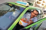 پذیرایی راننده در تاکسی! + فیلم