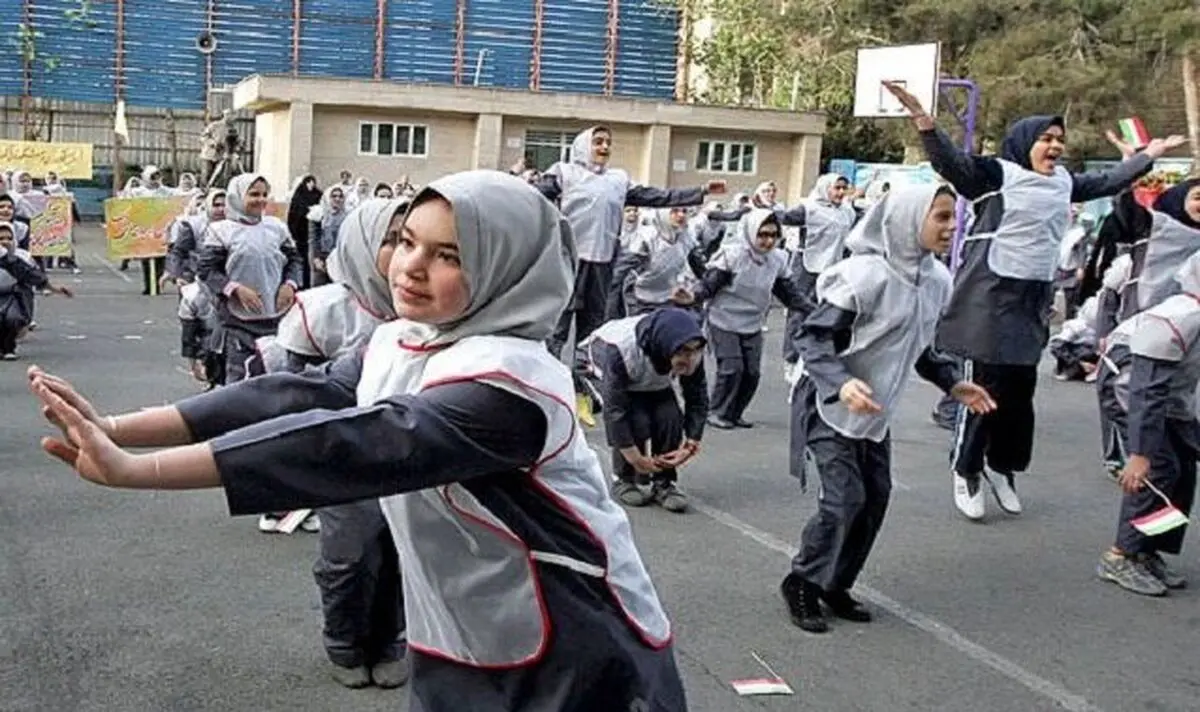 کمبود ۵۰ هزار معلم ورزش در مدارس