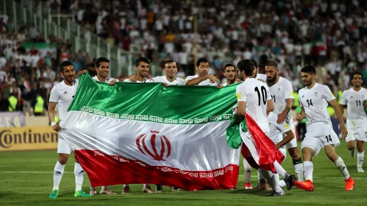 مرغ همسایه در فوتبال ایران غاز است!
