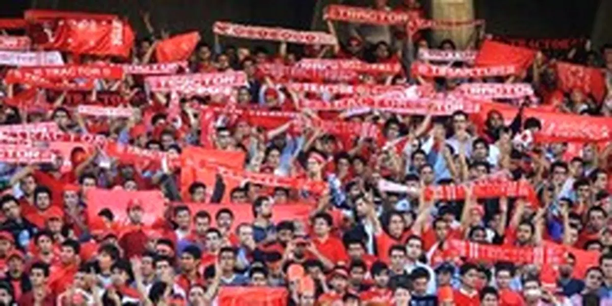 پرسپولیسیها هافبک استقلال را هو کردند!