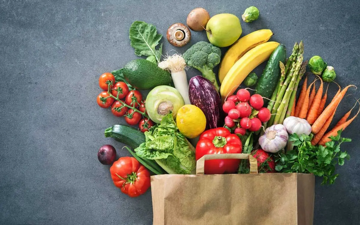 قیمت خیار و گوجه نجومی شد