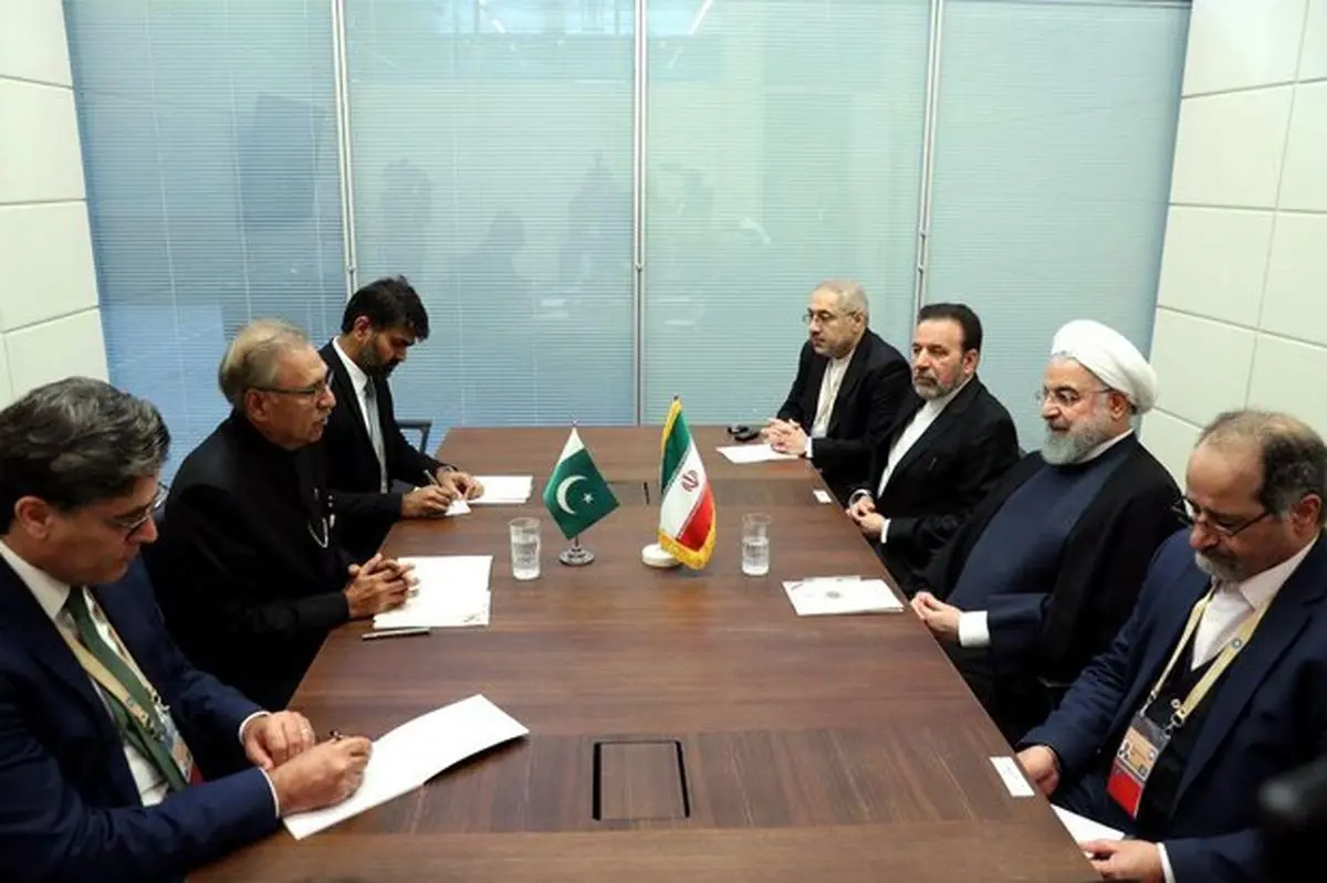 روحانی با رئیسجمهور پاکستان دیدار کرد