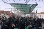 
۲۱۷۰ اتوبوس و ون آماده خدمت‌رسانی به زائران اربعین/ جابجایی بیش از ۱۷۱ هزار زائر در مرز مهران؛ تاکنون
