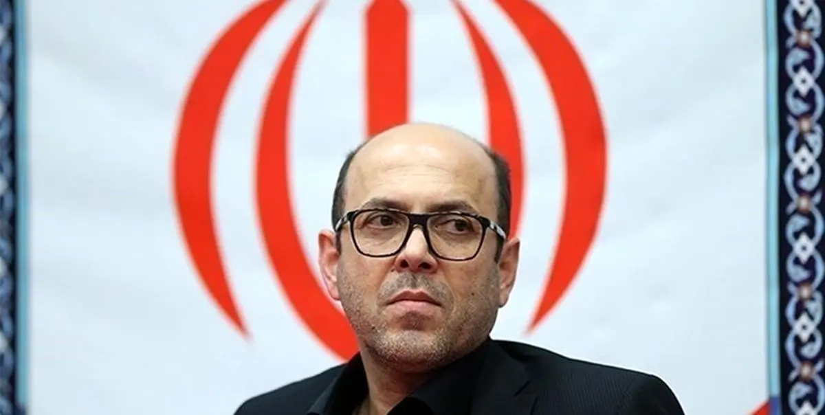 شفر در استقلال می ماند؟