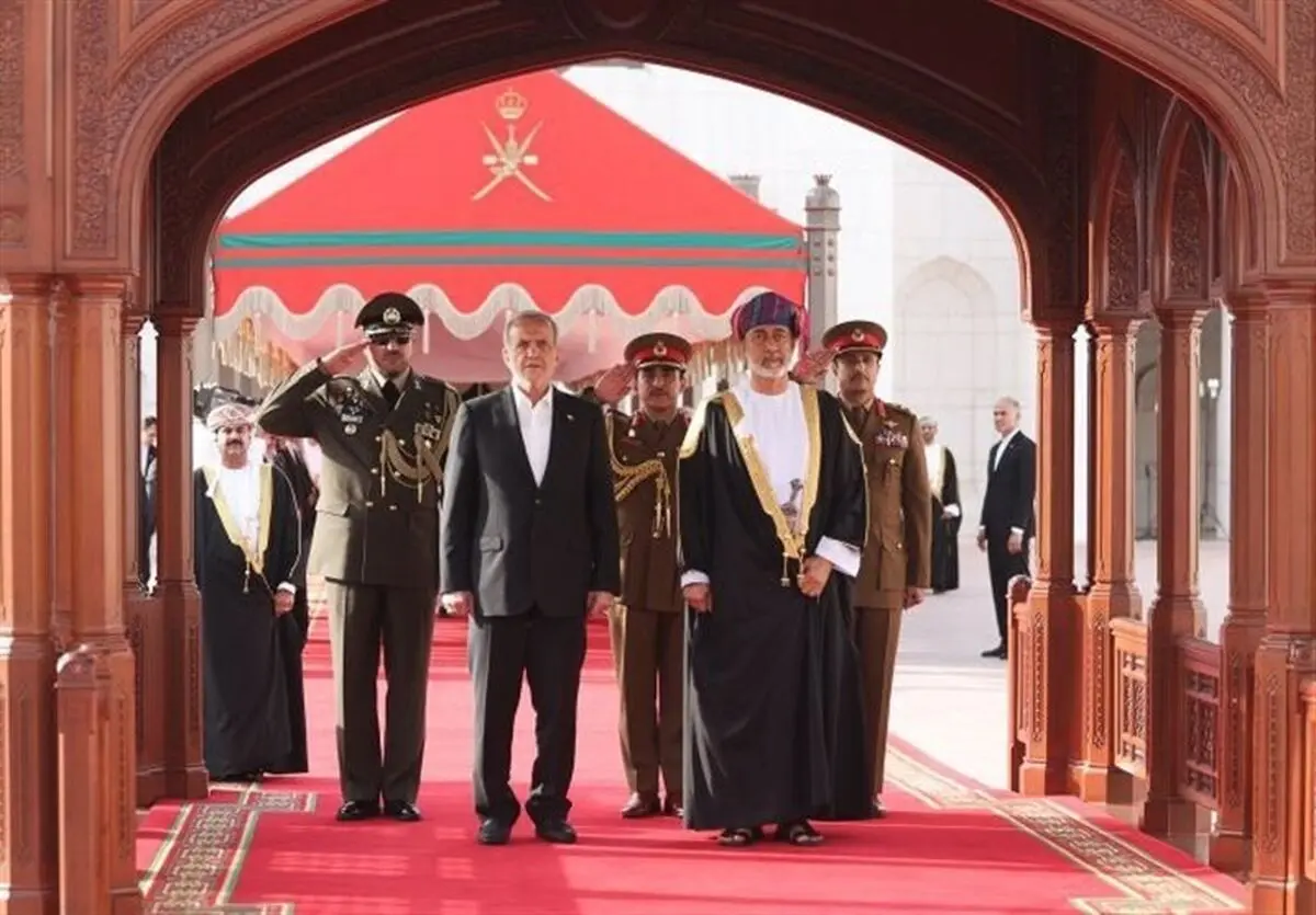استقبال از پزشکیان در قصر لاکچری
