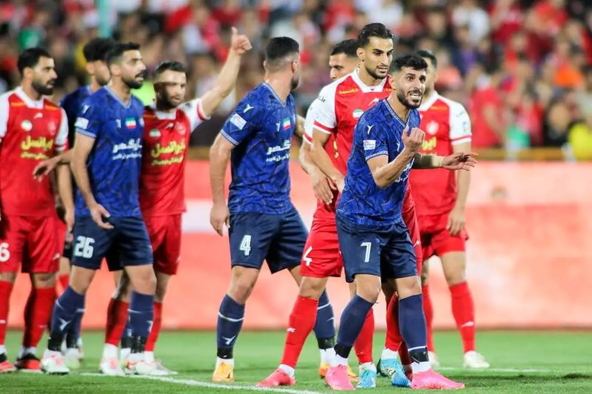 یحیی گل محمدی از کدام بازیکن شاکی بود؟