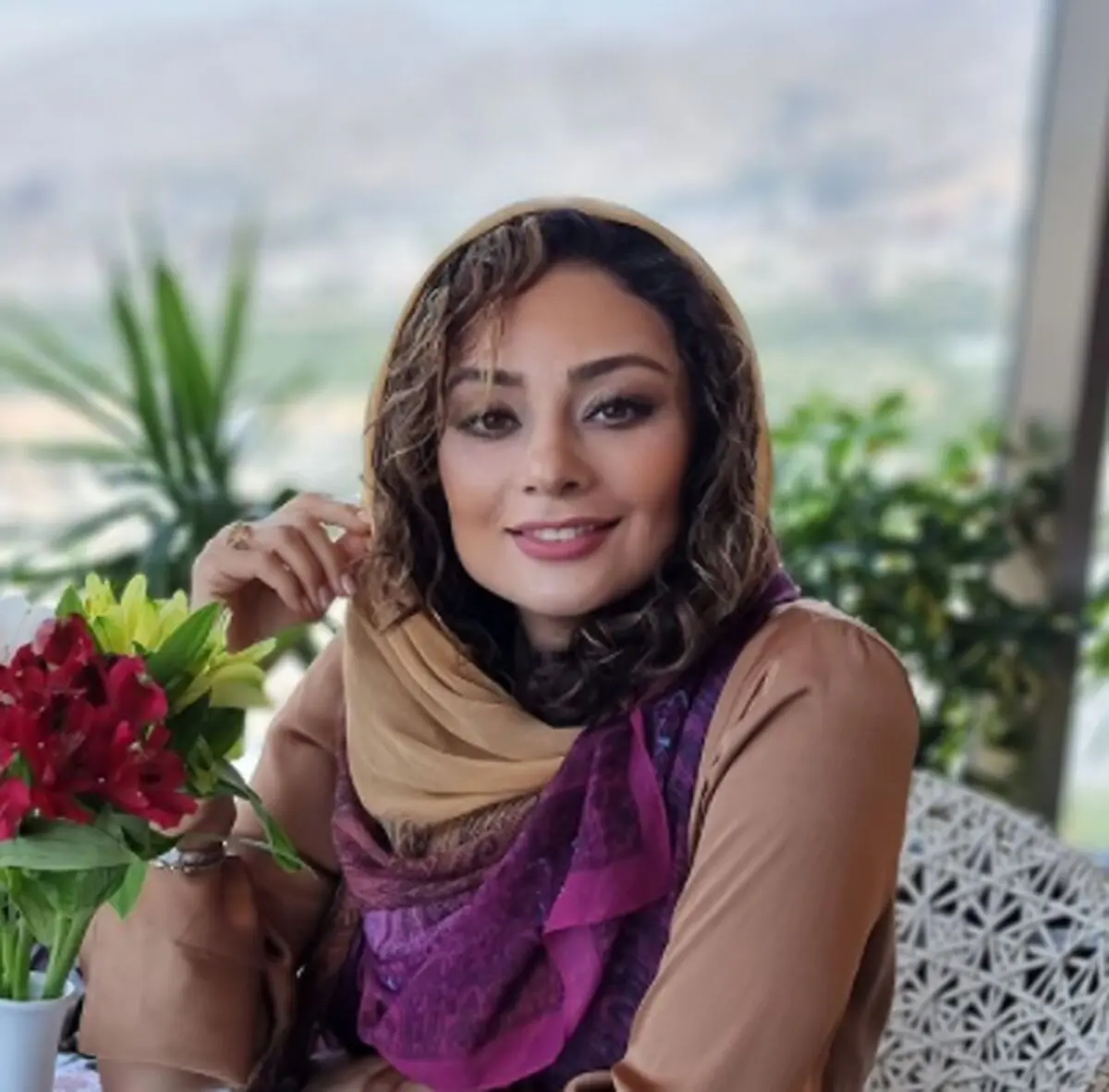 پست پاییزه یکتا ناصر /عکس