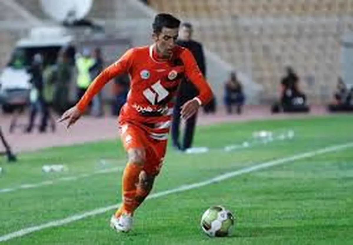 آرش رضاوند در دوراهی استقلال و سپاهان