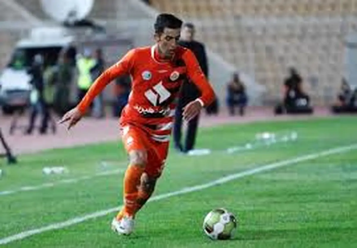 آرش رضاوند در دوراهی استقلال و سپاهان