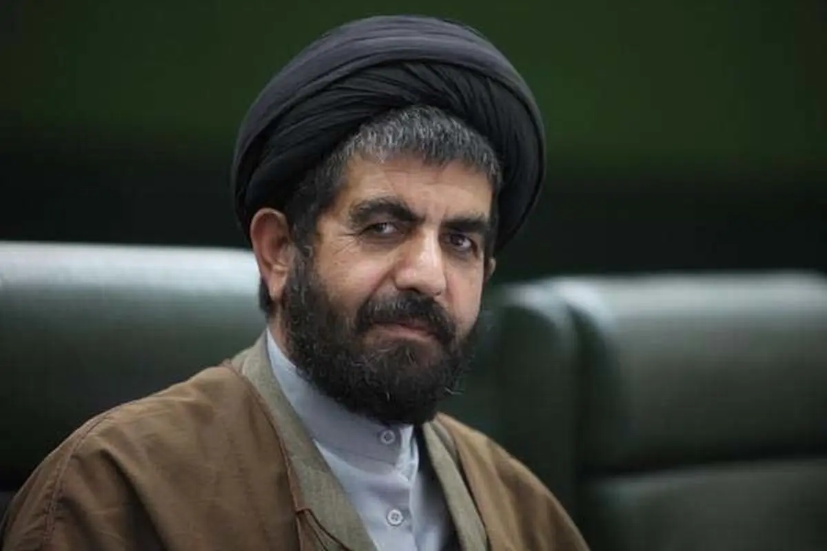 حجت الاسلام سید ناصر موسوی لارگانی: مردم دغدغه نان شب را دارند