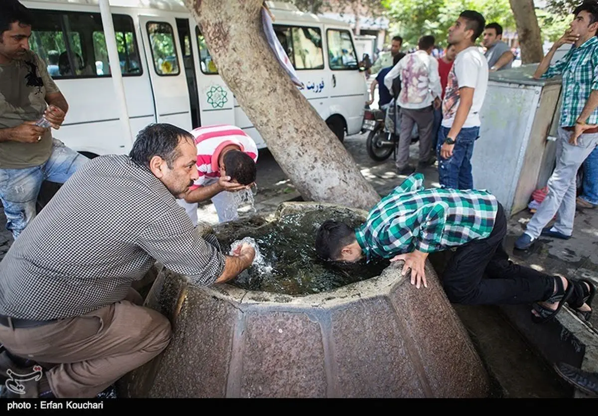 هوا خنکتر میشود/باد شدید در تهران