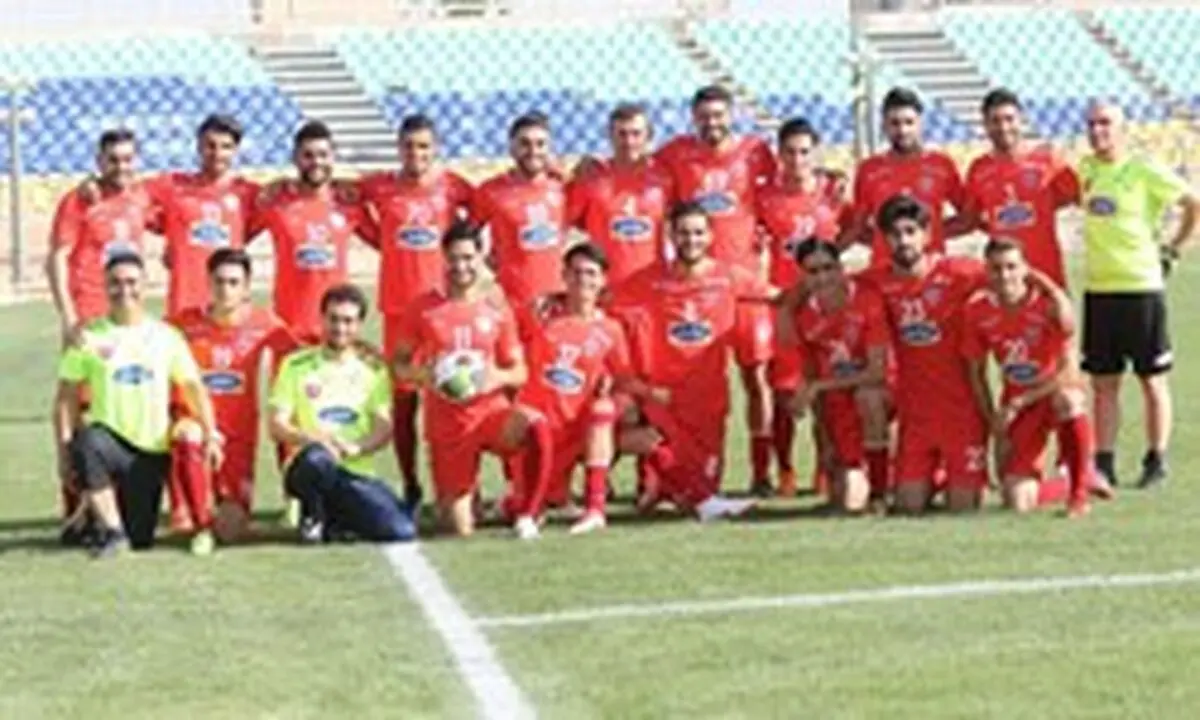 پرسپولیسی ها با 20 بازیکن به مشهد می روند