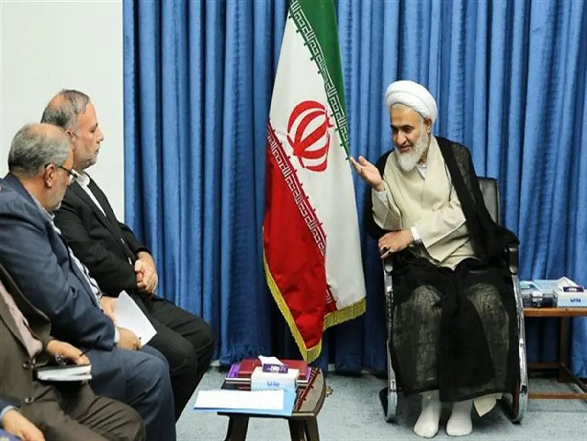 آیت الله عابدینی: توجه به اشتغال جوانان در اولویت باشد