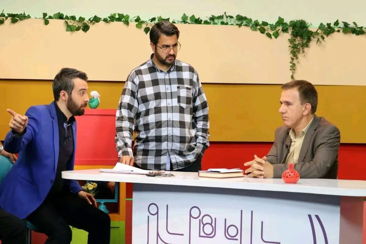 پای امتحانات دانش آموزان به «پرانتز باز» باز شد/عکس