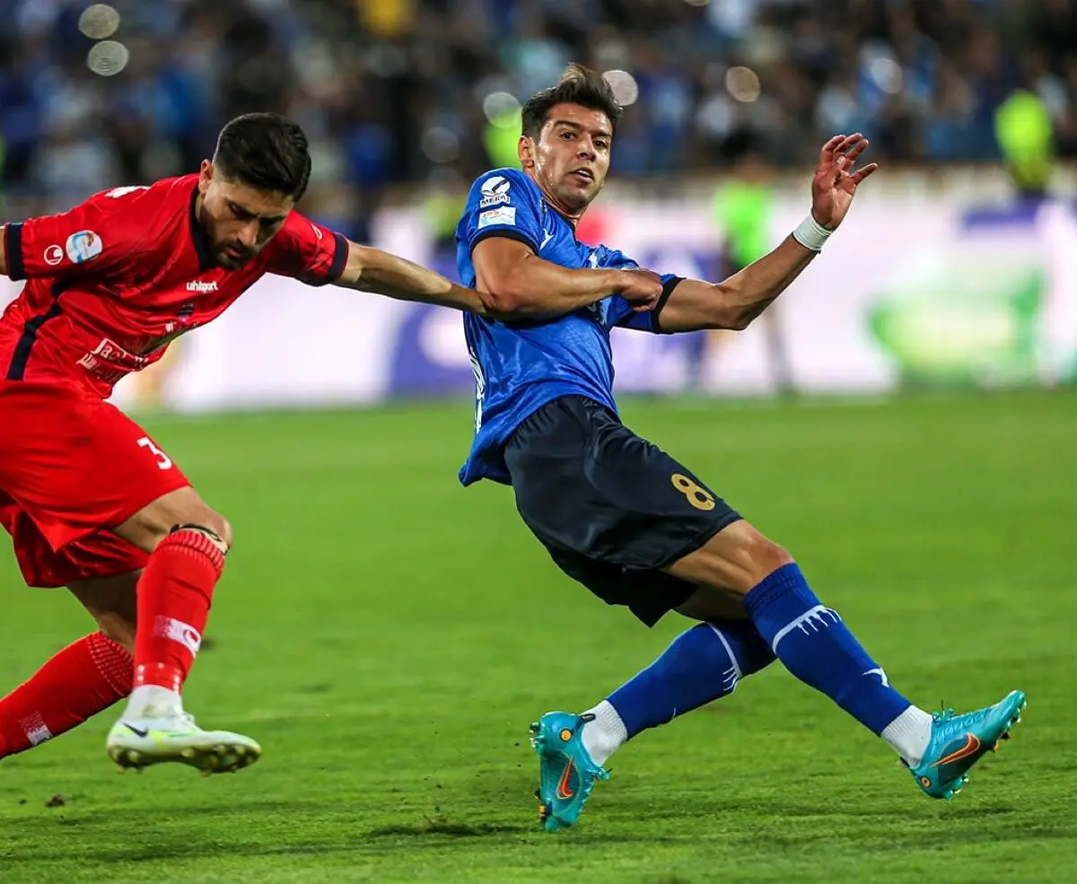 زمان دیدار استقلال و نساجی تغییر کرد
