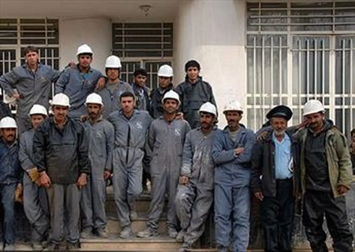 بسته مجلس برای افزایش حقوقها