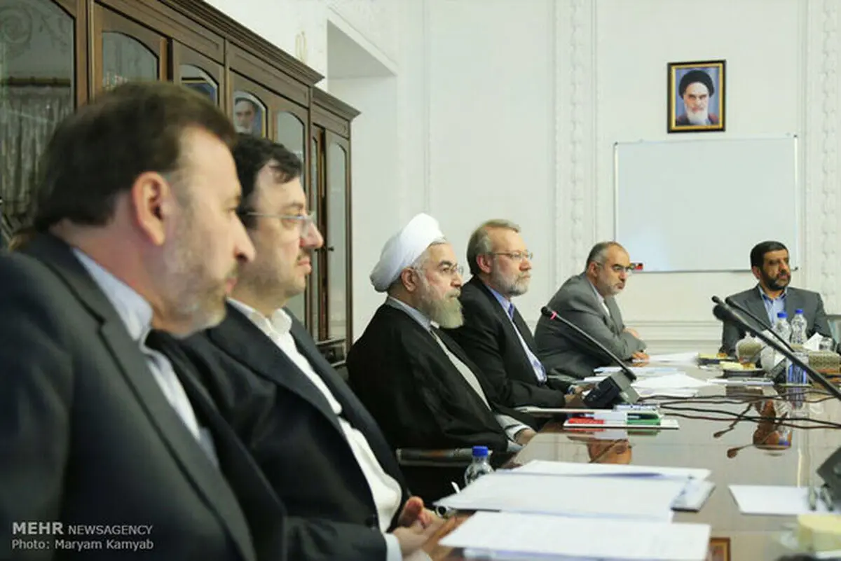 درگیری بر سر من سرهنگ نیستم بین رئیس جمهور و آقای رئیس!
