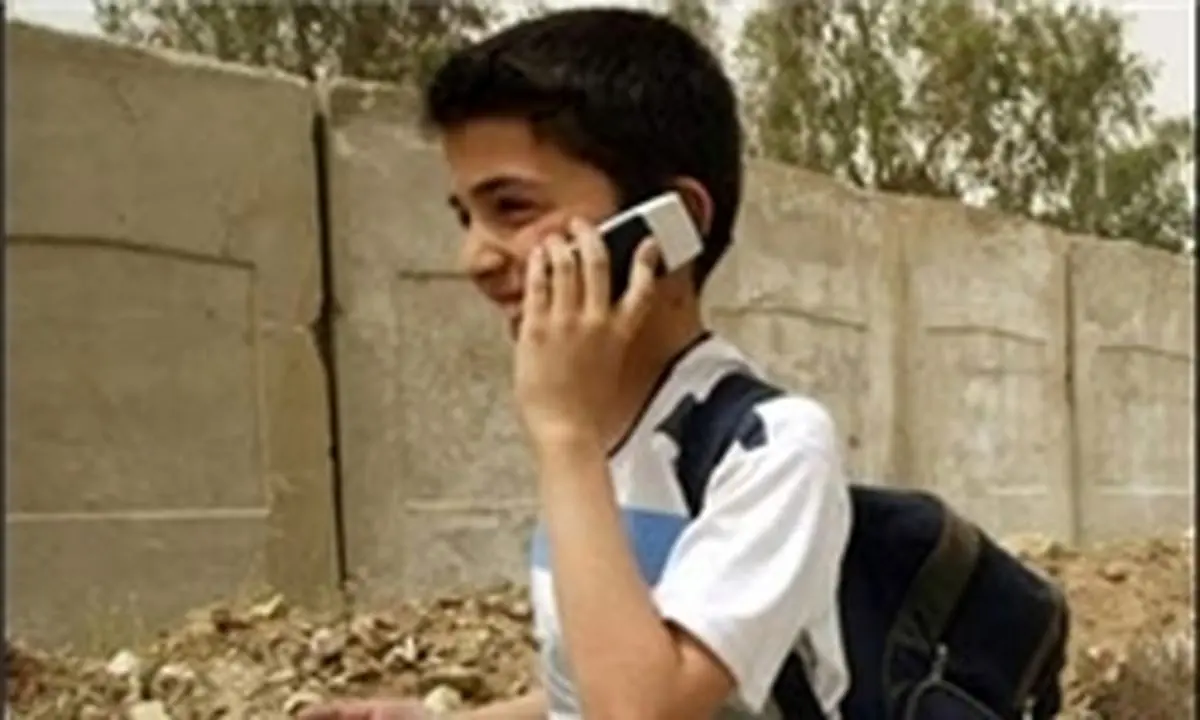 سوء استفاده ازابزار جانبی تلفن همراه دانشآموزان